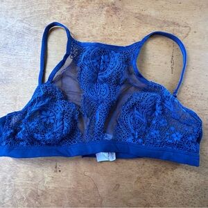 Victorias Secret M Body by Victoria purple/blue lace halter bra bralette top